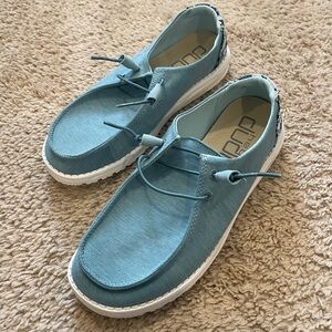 Brand new women’s Hey Dudes